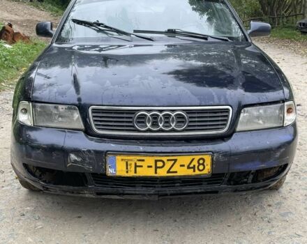Синий Ауди А4, объемом двигателя 1.8 л и пробегом 244 тыс. км за 650 $, фото 1 на Automoto.ua