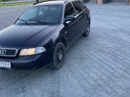 Ауди А4 1997 в Черновцах на Automoto.ua Синий Ауди А4, объемом двигателя 1.9 л и пробегом 300 тыс. км за 2350 $, фото 1 на Automoto.ua