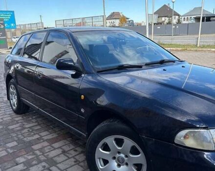Ауди А4 1997 в Ивано-Франковске на Automoto.ua Синий Ауди А4, объемом двигателя 1.9 л и пробегом 350 тыс. км за 3350 $, фото 1 на Automoto.ua