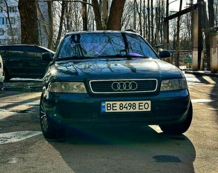 Синій Ауді А4, об'ємом двигуна 2.6 л та пробігом 500 тис. км за 4200 $, фото 1 на Automoto.ua