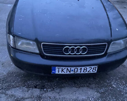 Синий Ауди А4, объемом двигателя 1.8 л и пробегом 400 тыс. км за 2000 $, фото 1 на Automoto.ua