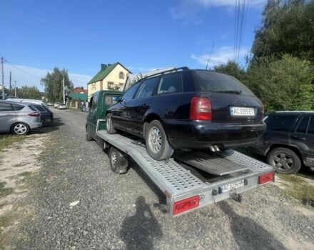 Синий Ауди А4, объемом двигателя 2 л и пробегом 268 тыс. км за 3100 $, фото 1 на Automoto.ua