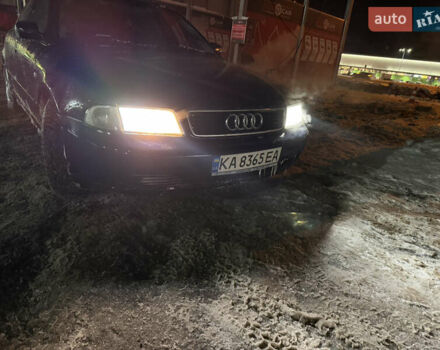 Синій Ауді А4, об'ємом двигуна 1.78 л та пробігом 555 тис. км за 2650 $, фото 1 на Automoto.ua