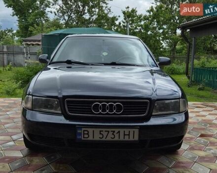Синий Ауди А4, объемом двигателя 1.8 л и пробегом 407 тыс. км за 3000 $, фото 1 на Automoto.ua