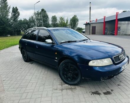 Синій Ауді А4, об'ємом двигуна 2.5 л та пробігом 425 тис. км за 1500 $, фото 1 на Automoto.ua