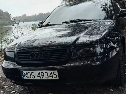 Синий Ауди А4, объемом двигателя 1.9 л и пробегом 2 тыс. км за 3000 $, фото 1 на Automoto.ua