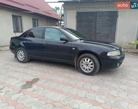 Синий Ауди А4, объемом двигателя 1.6 л и пробегом 474 тыс. км за 2800 $, фото 1 на Automoto.ua