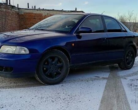 Синий Ауди А4, объемом двигателя 2.5 л и пробегом 390 тыс. км за 2500 $, фото 1 на Automoto.ua