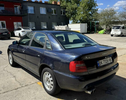 Синий Ауди А4, объемом двигателя 1.8 л и пробегом 198 тыс. км за 4200 $, фото 1 на Automoto.ua