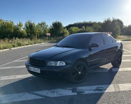 Синій Ауді А4, об'ємом двигуна 1.8 л та пробігом 585 тис. км за 3499 $, фото 1 на Automoto.ua