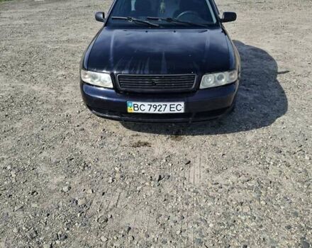Синій Ауді А4, об'ємом двигуна 1.6 л та пробігом 286 тис. км за 2800 $, фото 1 на Automoto.ua
