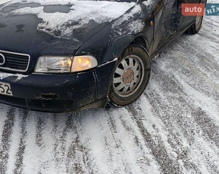Синий Ауди А4, объемом двигателя 1.9 л и пробегом 200 тыс. км за 800 $, фото 1 на Automoto.ua