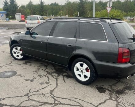 Синий Ауди А4, объемом двигателя 2.5 л и пробегом 500 тыс. км за 2002 $, фото 1 на Automoto.ua
