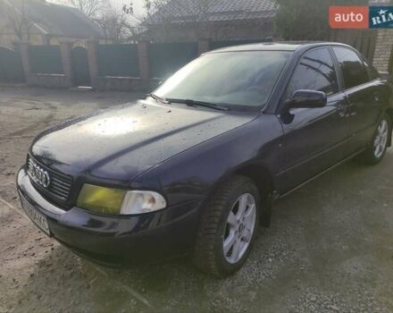 Синій Ауді А4, об'ємом двигуна 1.78 л та пробігом 250 тис. км за 2700 $, фото 1 на Automoto.ua