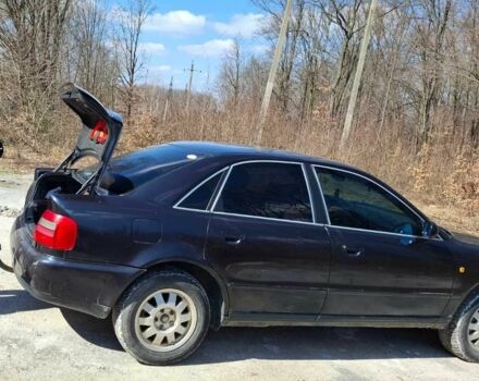 Синій Ауді А4, об'ємом двигуна 2.5 л та пробігом 450 тис. км за 998 $, фото 1 на Automoto.ua