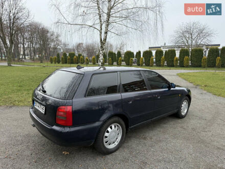 Синій Ауді А4, об'ємом двигуна 1.78 л та пробігом 360 тис. км за 2950 $, фото 1 на Automoto.ua