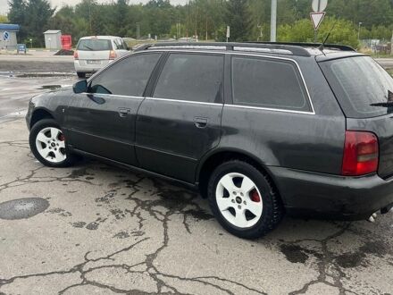 Синий Ауди А4, объемом двигателя 2.5 л и пробегом 550 тыс. км за 2100 $, фото 1 на Automoto.ua