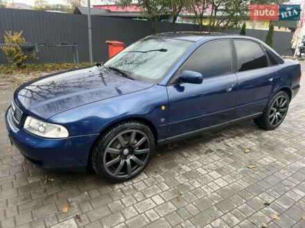 Синій Ауді А4, об'ємом двигуна 1.6 л та пробігом 425 тис. км за 3699 $, фото 1 на Automoto.ua