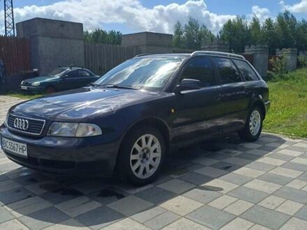 Синий Ауди А4, объемом двигателя 1.6 л и пробегом 251 тыс. км за 3500 $, фото 1 на Automoto.ua