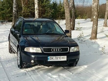 Синій Ауді А4, об'ємом двигуна 1.6 л та пробігом 373 тис. км за 2700 $, фото 1 на Automoto.ua