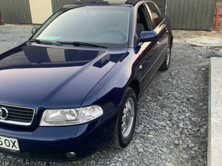 Синій Ауді А4, об'ємом двигуна 1.8 л та пробігом 308 тис. км за 3600 $, фото 1 на Automoto.ua