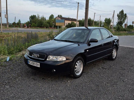 Синий Ауди А4, объемом двигателя 1.6 л и пробегом 218 тыс. км за 3850 $, фото 1 на Automoto.ua