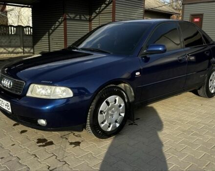Синій Ауді А4, об'ємом двигуна 1.8 л та пробігом 214 тис. км за 3999 $, фото 1 на Automoto.ua