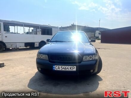 Синий Ауди А4, объемом двигателя 1.9 л и пробегом 503 тыс. км за 3200 $, фото 1 на Automoto.ua
