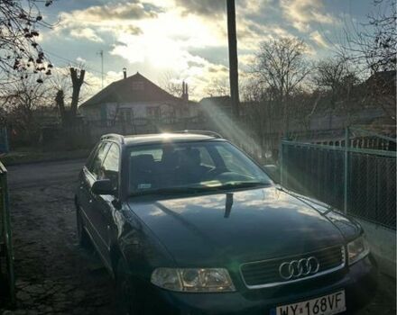 Синій Ауді А4, об'ємом двигуна 1.8 л та пробігом 1000 тис. км за 1000 $, фото 1 на Automoto.ua