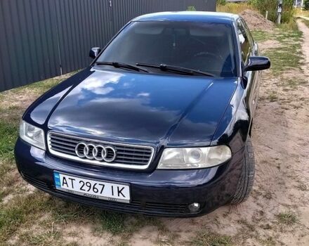 Синий Ауди А4, объемом двигателя 1.8 л и пробегом 350 тыс. км за 3100 $, фото 1 на Automoto.ua