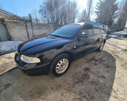 Синій Ауді А4, об'ємом двигуна 1.6 л та пробігом 241 тис. км за 2990 $, фото 1 на Automoto.ua