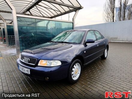 Синій Ауді А4, об'ємом двигуна 1.6 л та пробігом 350 тис. км за 2999 $, фото 1 на Automoto.ua