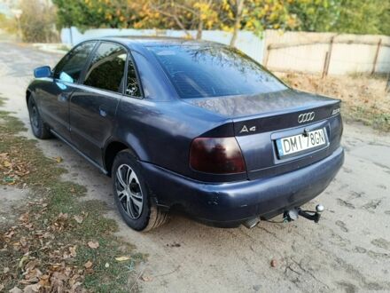 Ауди А4 2000 в Васильковке на Automoto.ua Синий Ауди А4, объемом двигателя 1.8 л и пробегом 240 тыс. км за 1600 $, фото 1 на Automoto.ua