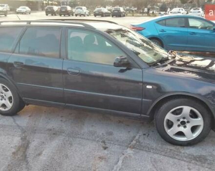 Синий Ауди А4, объемом двигателя 1.9 л и пробегом 350 тыс. км за 3900 $, фото 1 на Automoto.ua