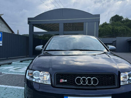 Синий Ауди А4, объемом двигателя 2 л и пробегом 340 тыс. км за 5700 $, фото 1 на Automoto.ua