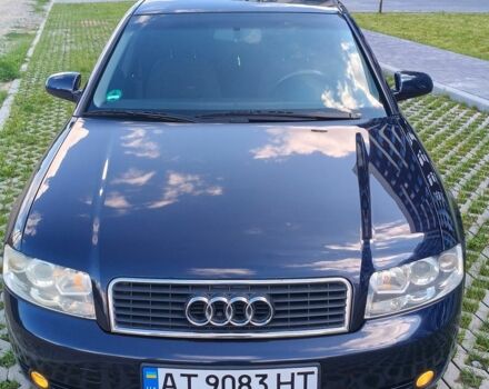 Синій Ауді А4, об'ємом двигуна 2 л та пробігом 208 тис. км за 4900 $, фото 1 на Automoto.ua