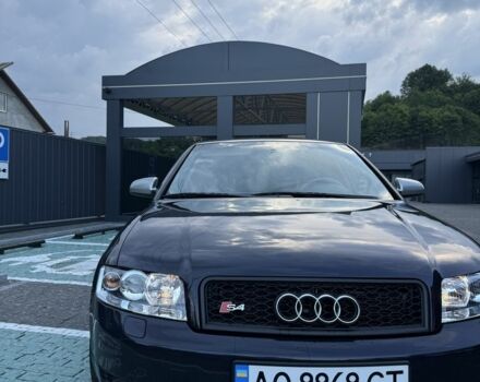 Синий Ауди А4, объемом двигателя 2 л и пробегом 340 тыс. км за 5500 $, фото 1 на Automoto.ua