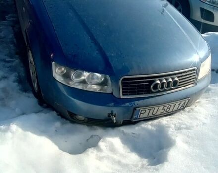 Синий Ауди А4, объемом двигателя 2 л и пробегом 340 тыс. км за 2000 $, фото 1 на Automoto.ua