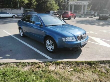 Синій Ауді А4, об'ємом двигуна 2 л та пробігом 206 тис. км за 3860 $, фото 1 на Automoto.ua