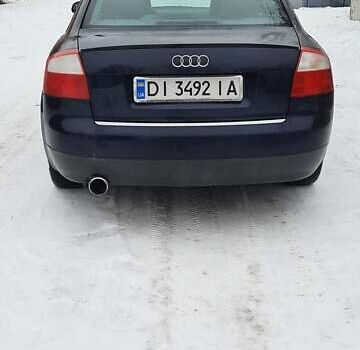Синій Ауді А4, об'ємом двигуна 2 л та пробігом 222 тис. км за 5200 $, фото 1 на Automoto.ua