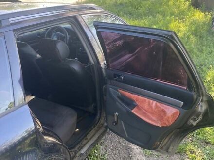 Ауди А4 2001 в Покровском на Automoto.ua Синий Ауди А4, объемом двигателя 1.9 л и пробегом 35 тыс. км за 2900 $, фото 1 на Automoto.ua
