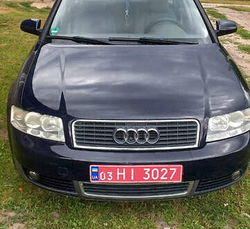 Ауді А4 2001 у Луцьку на Automoto.ua Синій Ауді А4, об'ємом двигуна 0 л та пробігом 264 тис. км за 5000 $, фото 1 на Automoto.ua