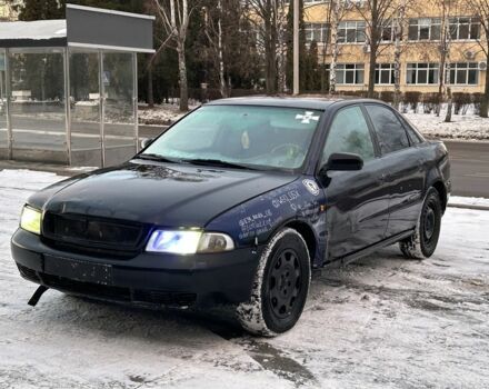 Синій Ауді А4, об'ємом двигуна 2.6 л та пробігом 300 тис. км за 699 $, фото 1 на Automoto.ua