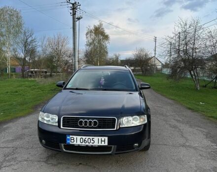 Синий Ауди А4, объемом двигателя 1.6 л и пробегом 302 тыс. км за 4550 $, фото 1 на Automoto.ua