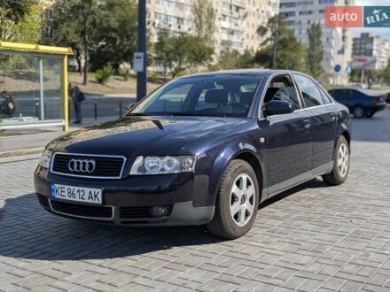 Синій Ауді А4, об'ємом двигуна 1.6 л та пробігом 189 тис. км за 5200 $, фото 1 на Automoto.ua