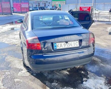 Синий Ауди А4, объемом двигателя 2.5 л и пробегом 316 тыс. км за 3700 $, фото 1 на Automoto.ua