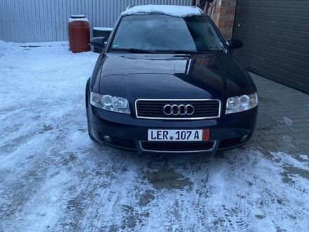 Синій Ауді А4, об'ємом двигуна 1.6 л та пробігом 312 тис. км за 4500 $, фото 1 на Automoto.ua