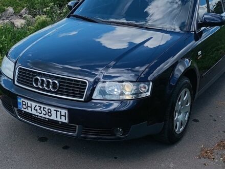 Ауді А4 2002 у Подільськ (Котовськ) на Automoto.ua Синій Ауді А4, об'ємом двигуна 2 л та пробігом 329 тис. км за 4800 $, фото 1 на Automoto.ua