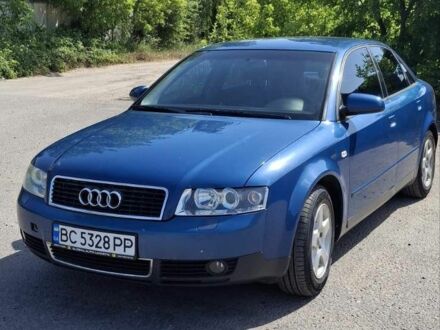 Синий Ауди А4, объемом двигателя 2 л и пробегом 333 тыс. км за 4300 $, фото 1 на Automoto.ua