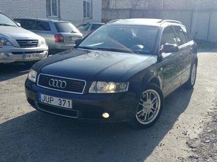 Синий Ауди А4, объемом двигателя 0 л и пробегом 300 тыс. км за 2500 $, фото 1 на Automoto.ua